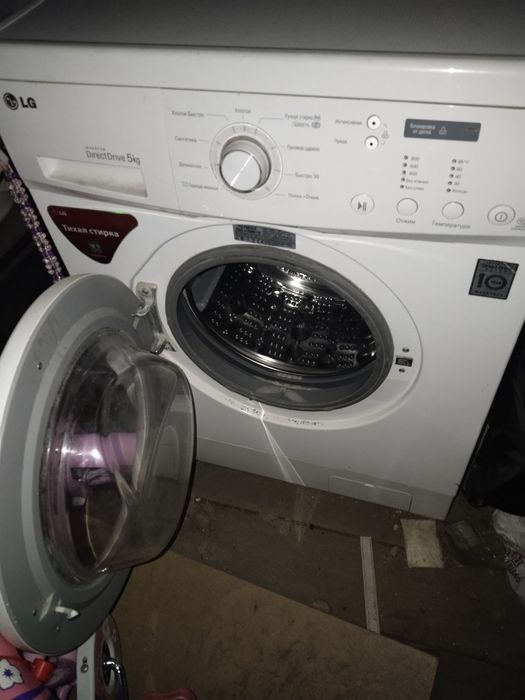 Продам стиральную машинку LG.