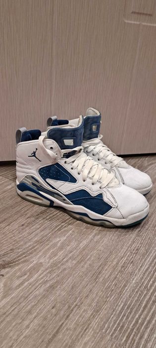 Спортни обувки Jumpman 3-Pea