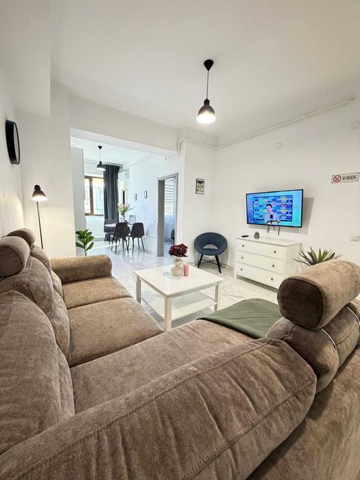 IS Studios Palas by GLAM Regim Hotelier Centru Palas Aeroport 1-2-3Cam