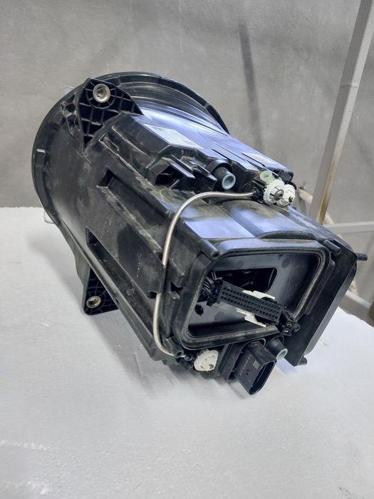 far dreapta multibeam + aripa fata originale mercedes g w463