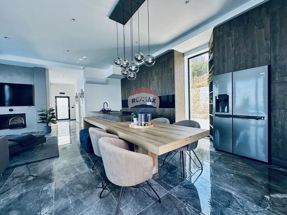 Продава се Къща в Балчик - 335 кв.м за 1612 €/кв.м - Снимка #10