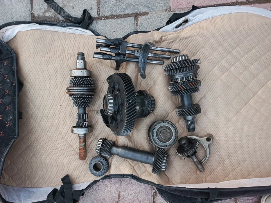 Запчасти. Ваз 2114, рунер, пассат