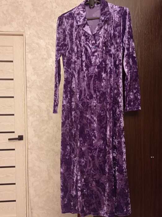 Продам женское платье