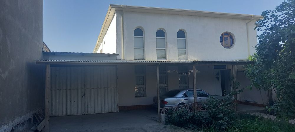 Продается  2 этажный дом