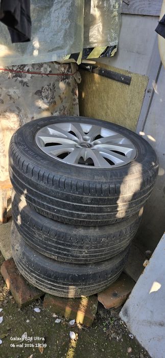 Vând 3 Jante aliaje r16 Citroen c5