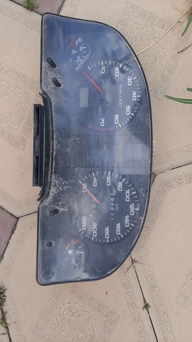 Щиток приборов разные продам