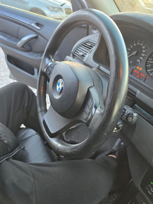 Bmw x5 e53 3.0d 218k 2005г автомат.