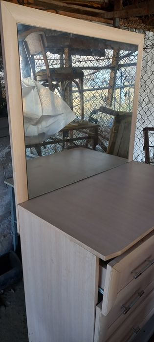 Кровать двух спальная без матраса