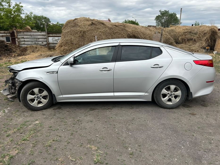Продам Kia K5 после дтп