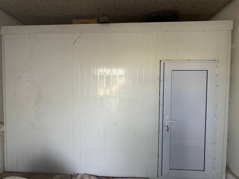 Холодильник производственный