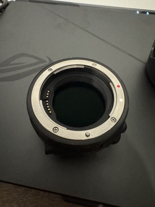 Obiectiv Canon 24-105II + adaptor canon VND EF/R