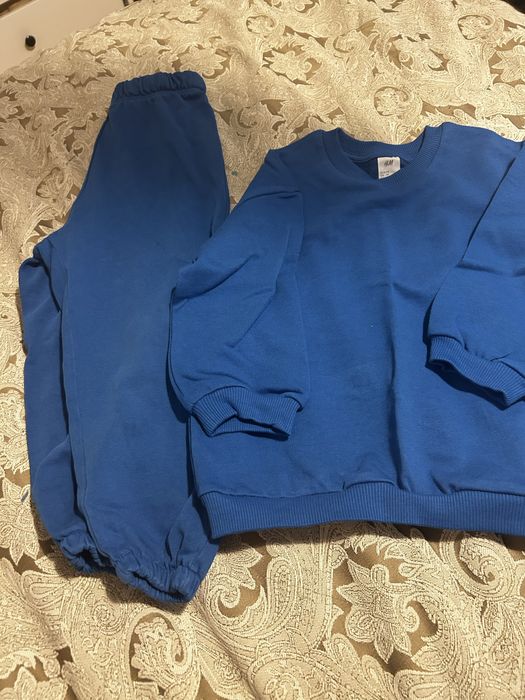 Vand lot trening H&M si 2 bluze masura98