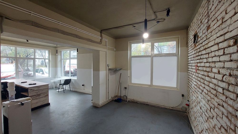 Spatiu comercial de inchiriat zona Piata Baneasa - Aerogarii.