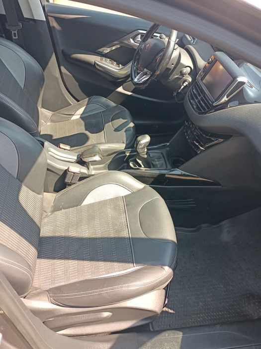 Peugeot 2008 din 2016