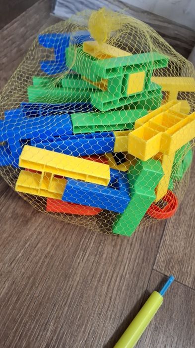 Пакет разных игрушек