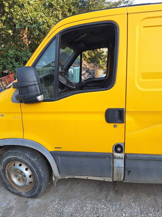 Бус Iveco Daily на части