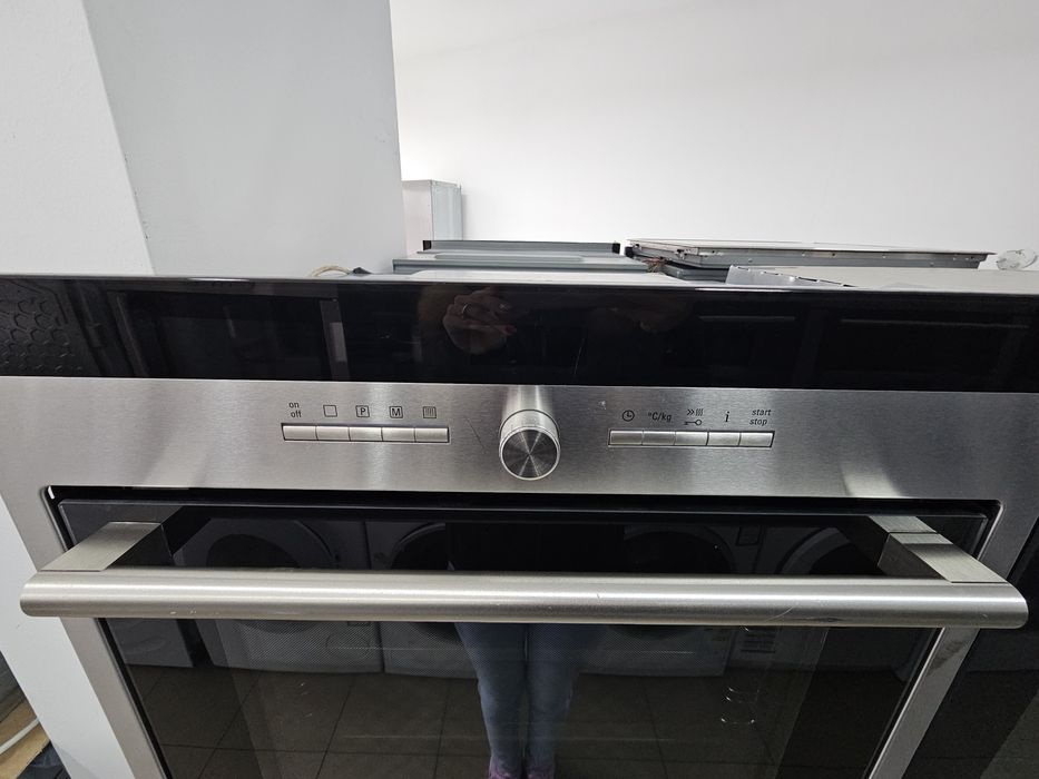 Фурна за вграждане Siemens
