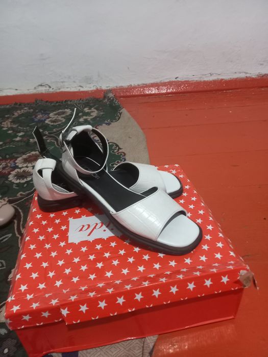 Женская обувь  модный