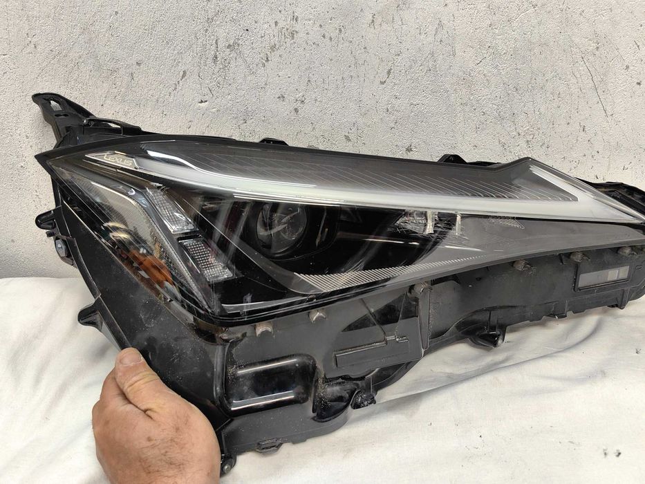 Оригинален фар Лексус  Lexus UX UX250h Full Led