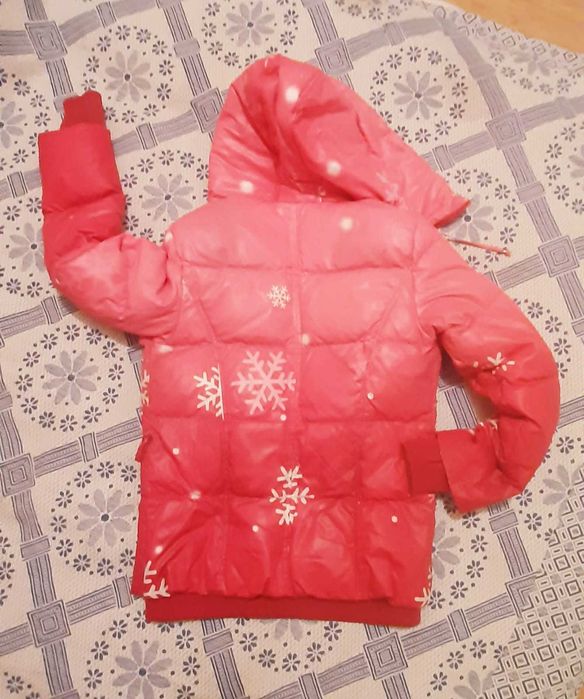 Продам зимние  куртки дешево