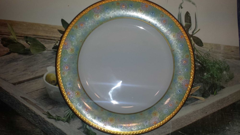 Порцеланов сервиз 92  pcs