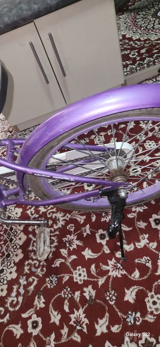 Qiz bolalarni velosopedi