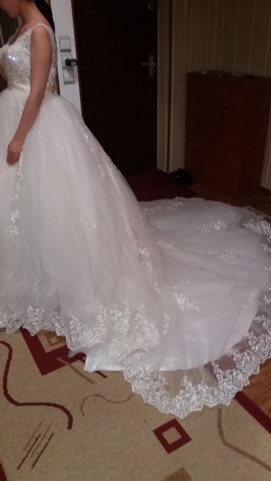 Свадебный платье