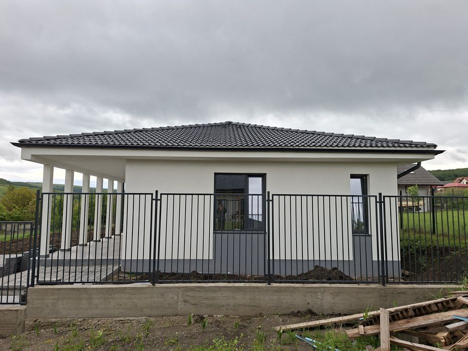 Casă de vânzare în Coruș