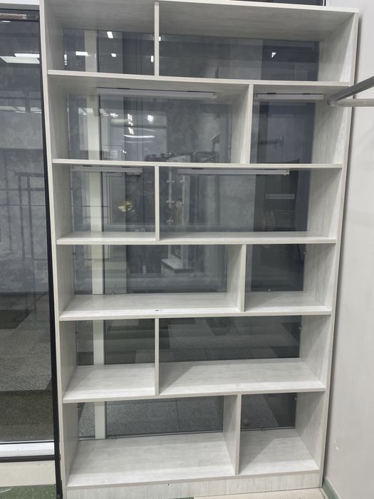 Продам стеллажи оборудование
