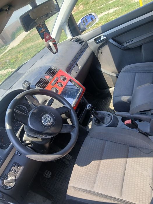 VOLKSWAGEN Touran 2005 — imagine 3