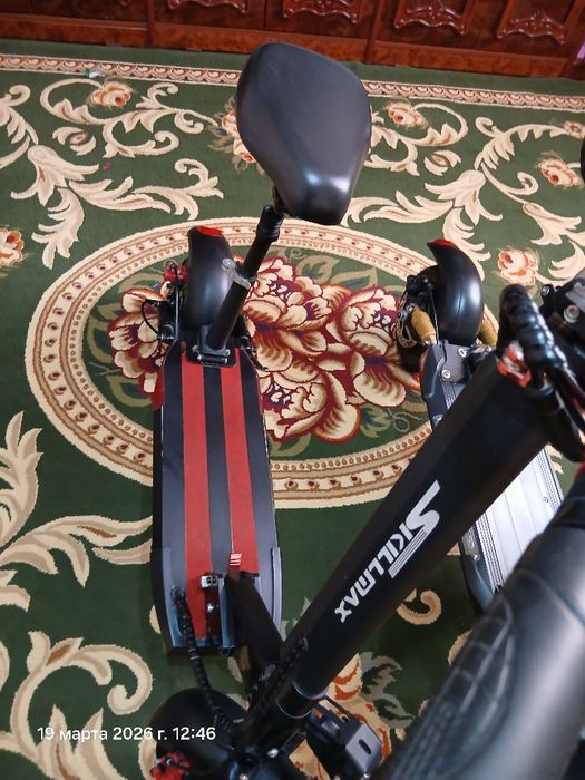 Продам 2 самокат по цене одной.