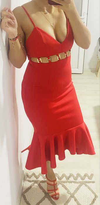 Rochita rosie marime 38