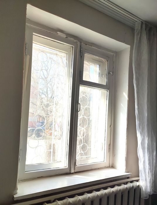 ОТДАМ СРОЧНО рамы со стёклами