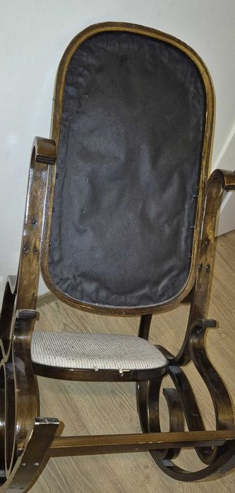 Scaun balansoar vintage din lemn curbat (stil Thonet)