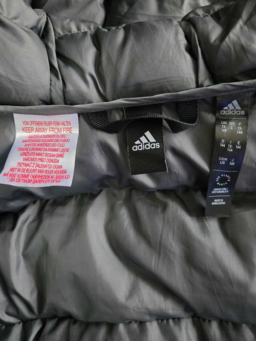 Детско яке Adidas / 13 г. Перфектно състояние