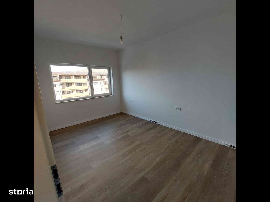 Persoana fizica , vând apartament deosebit.