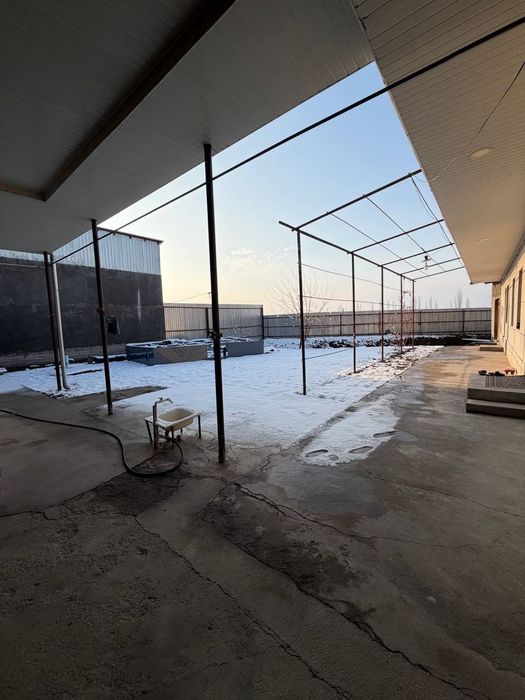 Продаётся дом 8 соток два дома на участке с условиями внутри с ремонто