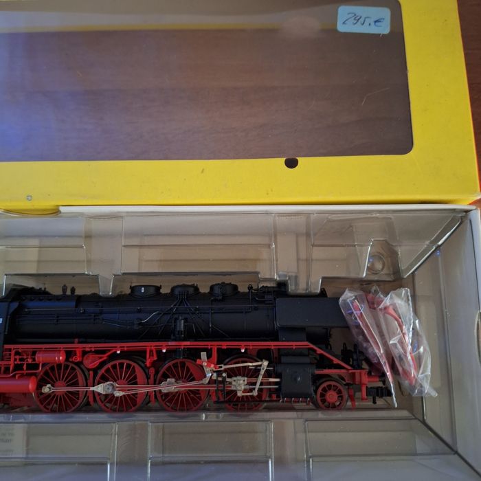 Locomotivă cu aburi HO