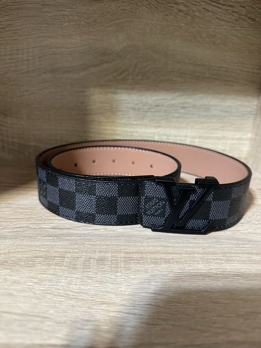 Curea Louis Vuitton
