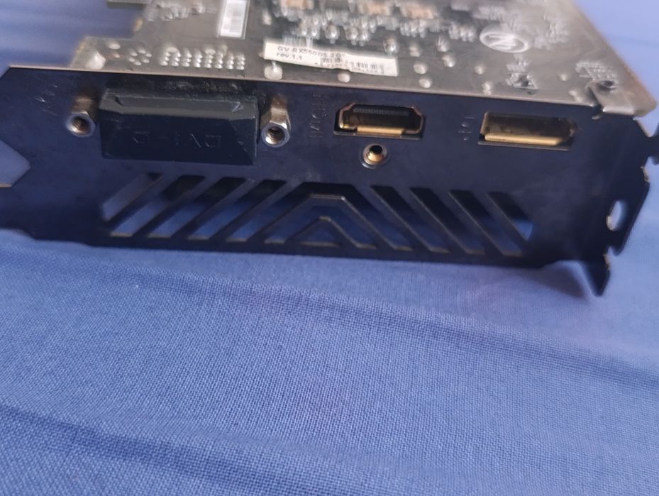 Видео карта RX550 2GB