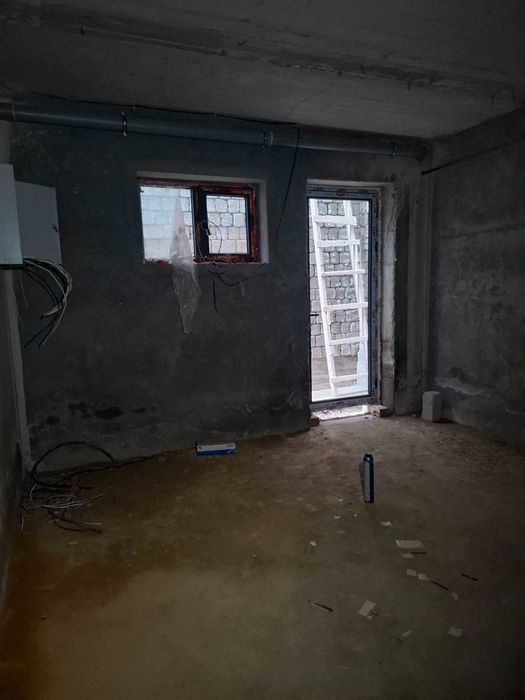 Продаётся трёхуровневая коробка в Мирзо-Улугбекском районе