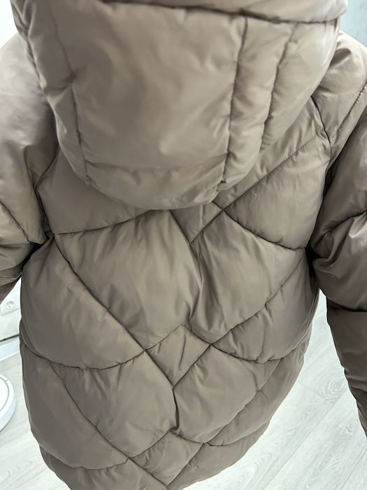 Куртка Zara на девочкв