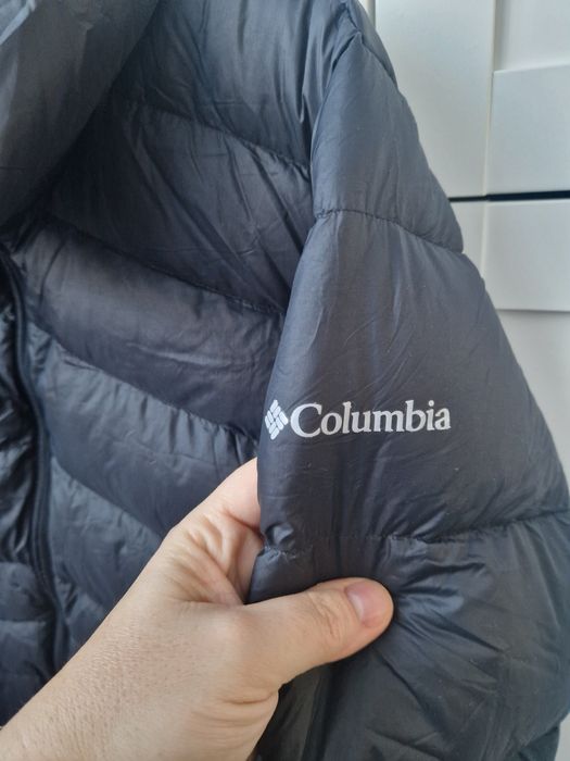 Geaca columbia cu puf, in stare foarte buna