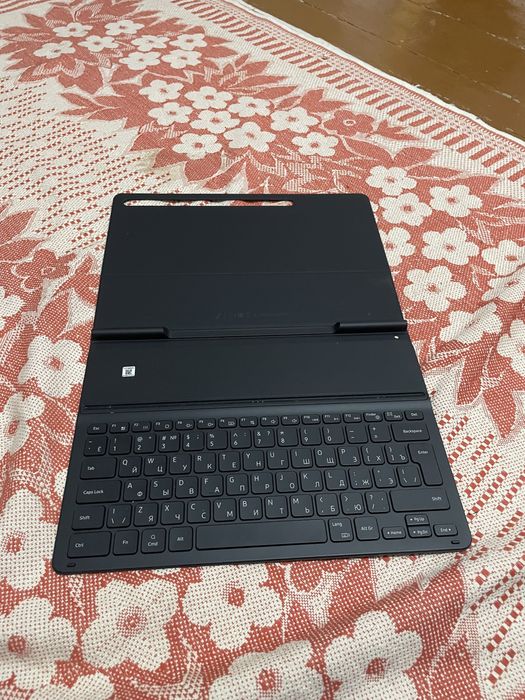 Чехол клавиатура