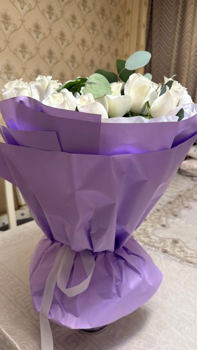 Букет белых роз
