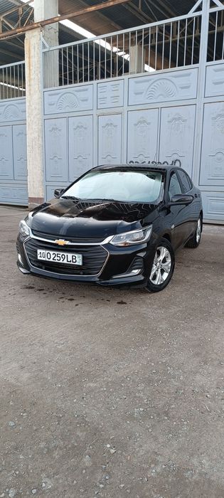 Продается Chevrolet Onix Premier 2 turbo AT PLUS -2024