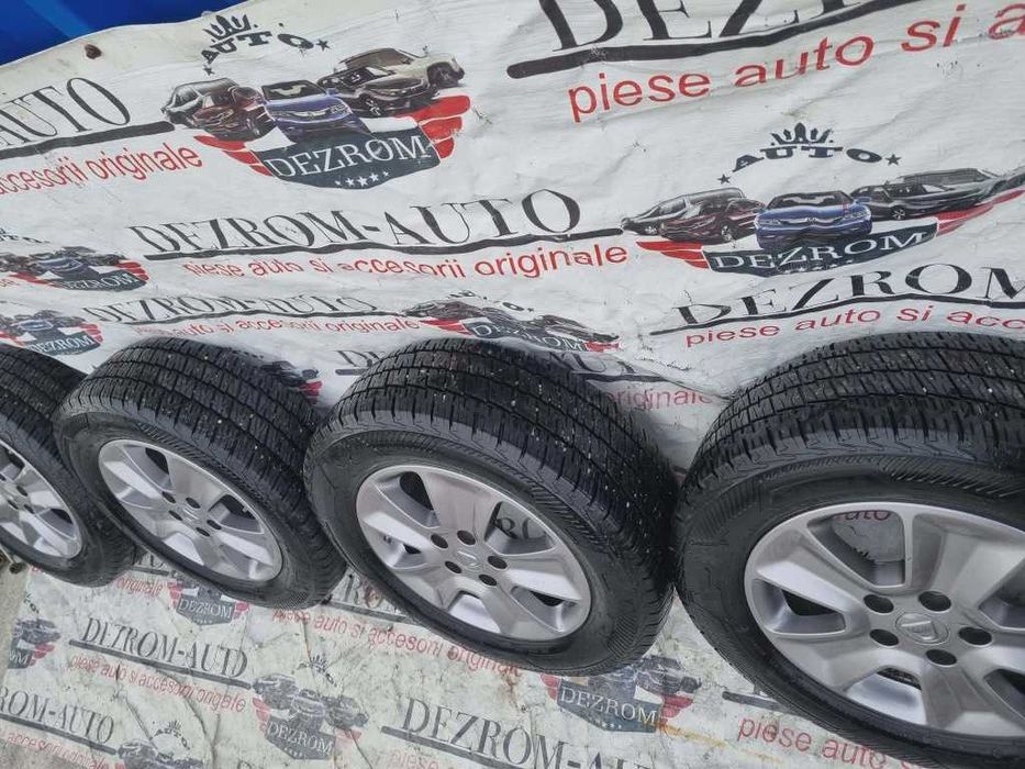 Set jante aliaj 403004803R 6.5J16 5x114.3 cu anvelope MS in stare buna 215/65 R16 Renault Nissan Dacia