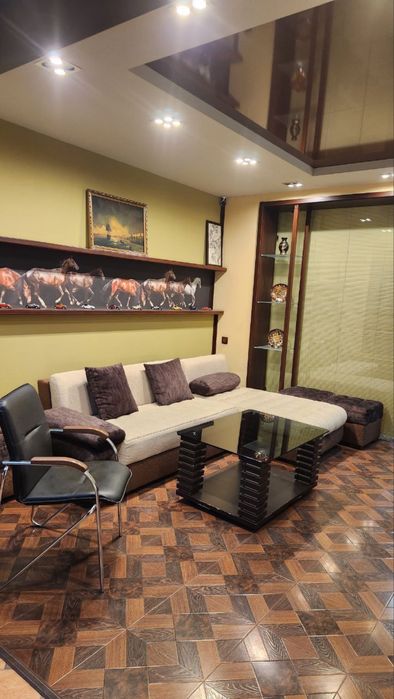 Сдаеться квартира под офис