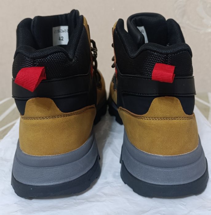 Зимние мужские ботинки, новые 42 размер