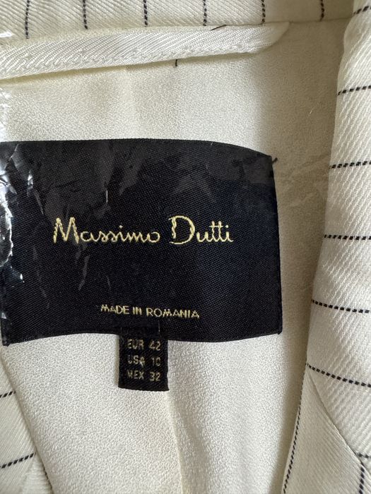Пиджак от бренда Massimo Dutti